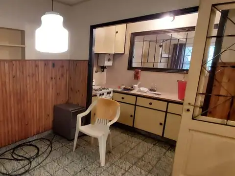 Casa en Venta con 4 cocheras