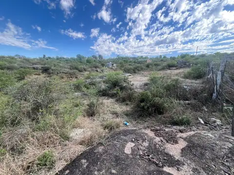 VENTA DE LOTE EN PARQUE SIQUIMAN 1875 M2