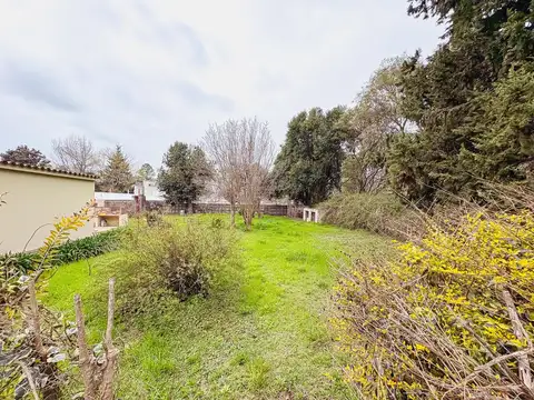 Lote en esquina ubicado en Paseo del Este