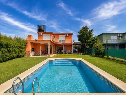 Venta - Casa 2 dormitorios Roldan
