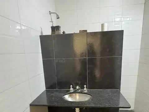 Galpon en Venta en Villa Dominico, USD 200.000