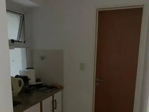 Oficina en alquiler con cochera