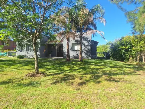 Venta Casa 4 amb  C/RENTA barrio Santa Teresa Villanueva Tigre