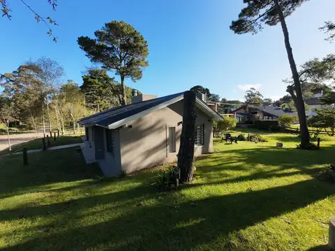 Casa en Alquiler Temporal con 1 cochera