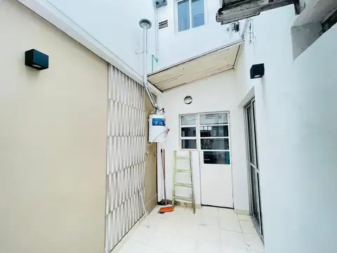 Depto Tipo Casa en Alquiler 28 años