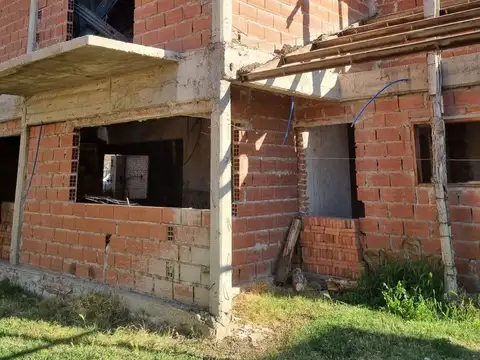 Primeros Pobladores 700