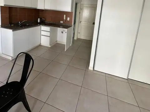 Departamento en Alquiler con 1 cochera