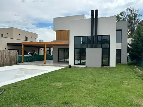 Casa  en Venta en Lagoon Pilar, Pilar, G.B.A. Zona Norte