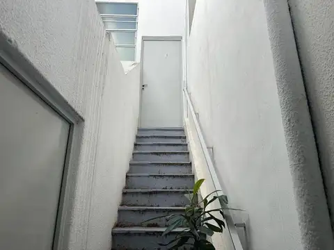 Depto Tipo Casa en Venta de 2 ambientes