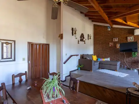 Casa en Venta con 1 cochera