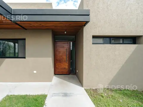 Casa en Alquiler al Este