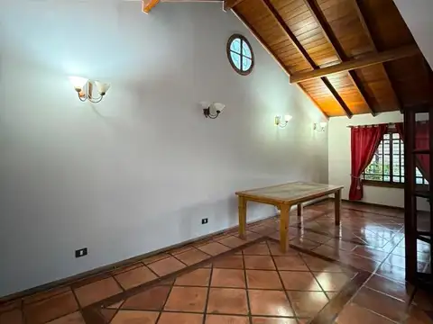 CASA EN BERAZATEGUI OESTE