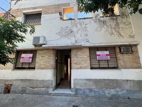 Casa en venta 3 dormitorios + escritorio – Barrio Abasto