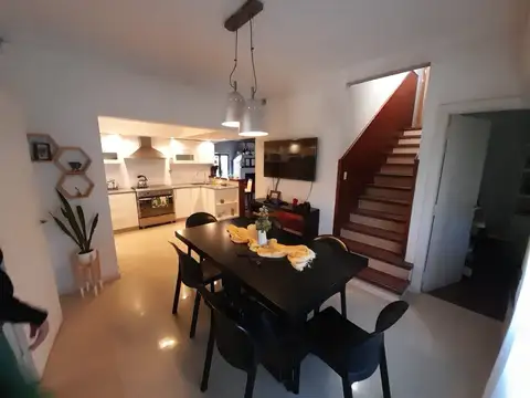 Casa en Venta en Coronel Vidal, USD 280.000