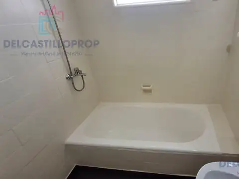 Casa + Deposito en Venta zona San Fernando