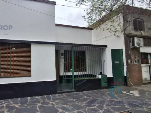 Casa + Deposito en Venta zona San Fernando