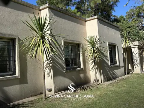 Casa 5 ambientes con 3 baños