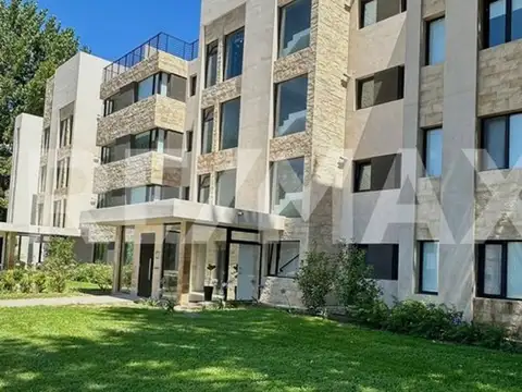 Barrio Cerrado Canales de Plottier 100