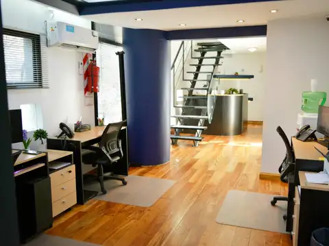 Oficina en Venta con 1 cochera