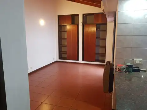 Depto Tipo Casa en Alquiler al Este