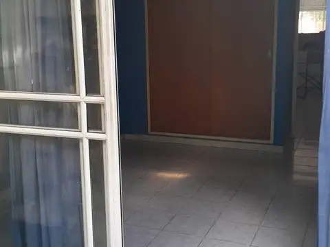 Depto Tipo Casa en Alquiler de 2 dormitorios