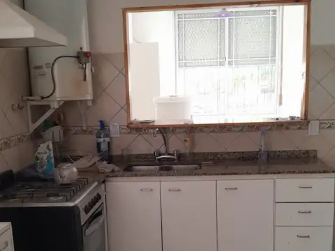 Ladines 2200, Piso Pb