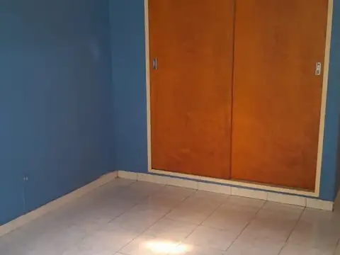 Depto Tipo Casa en Alquiler de 3 ambientes