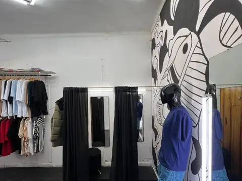 Casa 5 ambientes con 4 baños