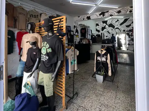 Casa en Venta en Jose Leon Suarez, USD 150.000