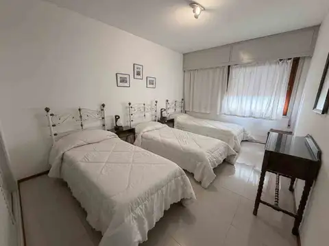 Departamento en Alquiler en Aidy Grill, USD 1.000