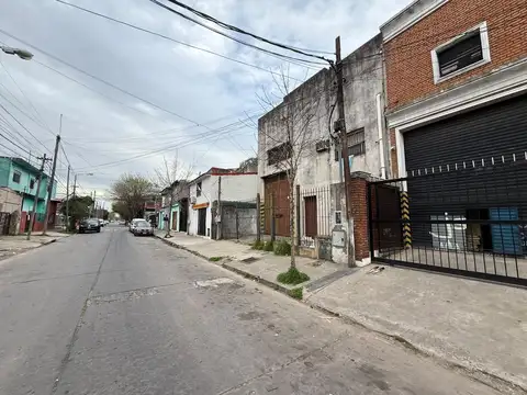 Las Heras al 2400