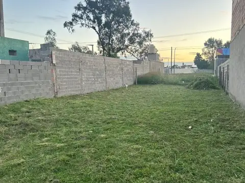 LOTE 181.03 M2 BARRIO DEAN FUNES OPORTUNIDAD