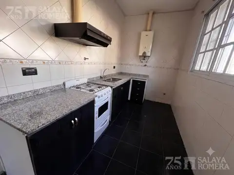 Depto Tipo Casa en Alquiler en Florida, $ 1.950.000