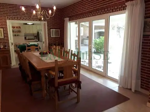 Casa en Venta al Oeste