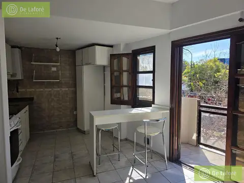 Departamento en Alquiler con 1 cocheras