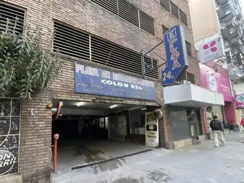 COCHERA EN VENTA AVENIDA COLON 836