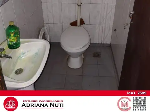 Local en Alquiler en Haedo, $ 700.000