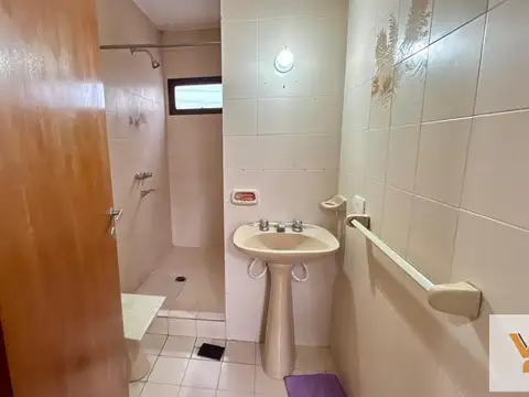 Depto Tipo Casa en Alquiler 40 años