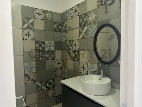 Casa 3 ambientes con 1 baño