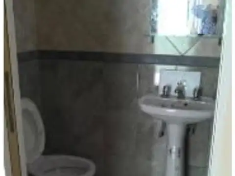 Depto Tipo Casa 2 ambientes con 1 baño