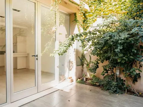 Depto Tipo Casa en Alquiler en Nuestra Señora De Lourdes, $ 850.000