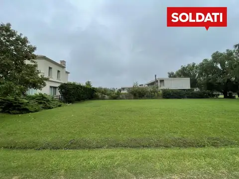 Terreno central en venta en La Lomada De Pilar