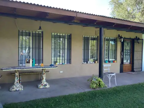 CASA EN VENTA LOS PIONEROS