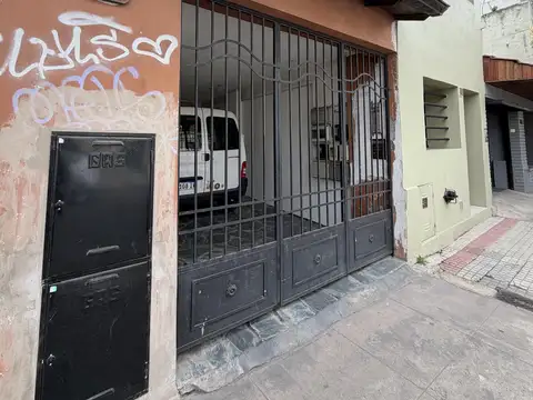 Belgrano 300, Piso pb