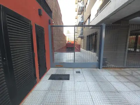 VENTA COCHERAS LA LUCILA