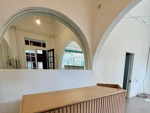 Local en Alquiler en Lomas de Zamora, $ 2.400.000