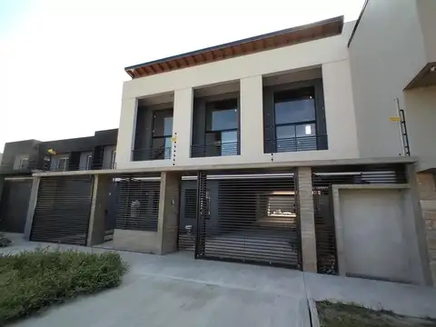 Departamento En Berazategui Calle 133 2900