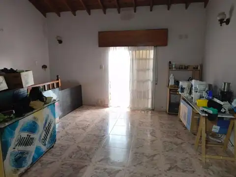 Depto Tipo Casa en Alquiler de 2 dormitorios