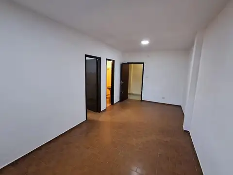 San Juan 4700, Piso P.B