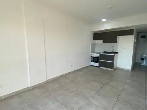Departamento en Alquiler en Ituzaingo Sur, $ 450.000